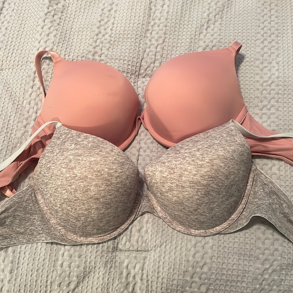 Victoria’s Secret bras